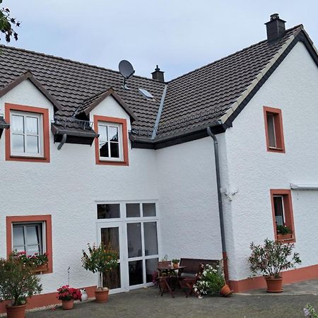 Ferienwohnung Eifelgold Esch Esch  Dış mekan fotoğraf