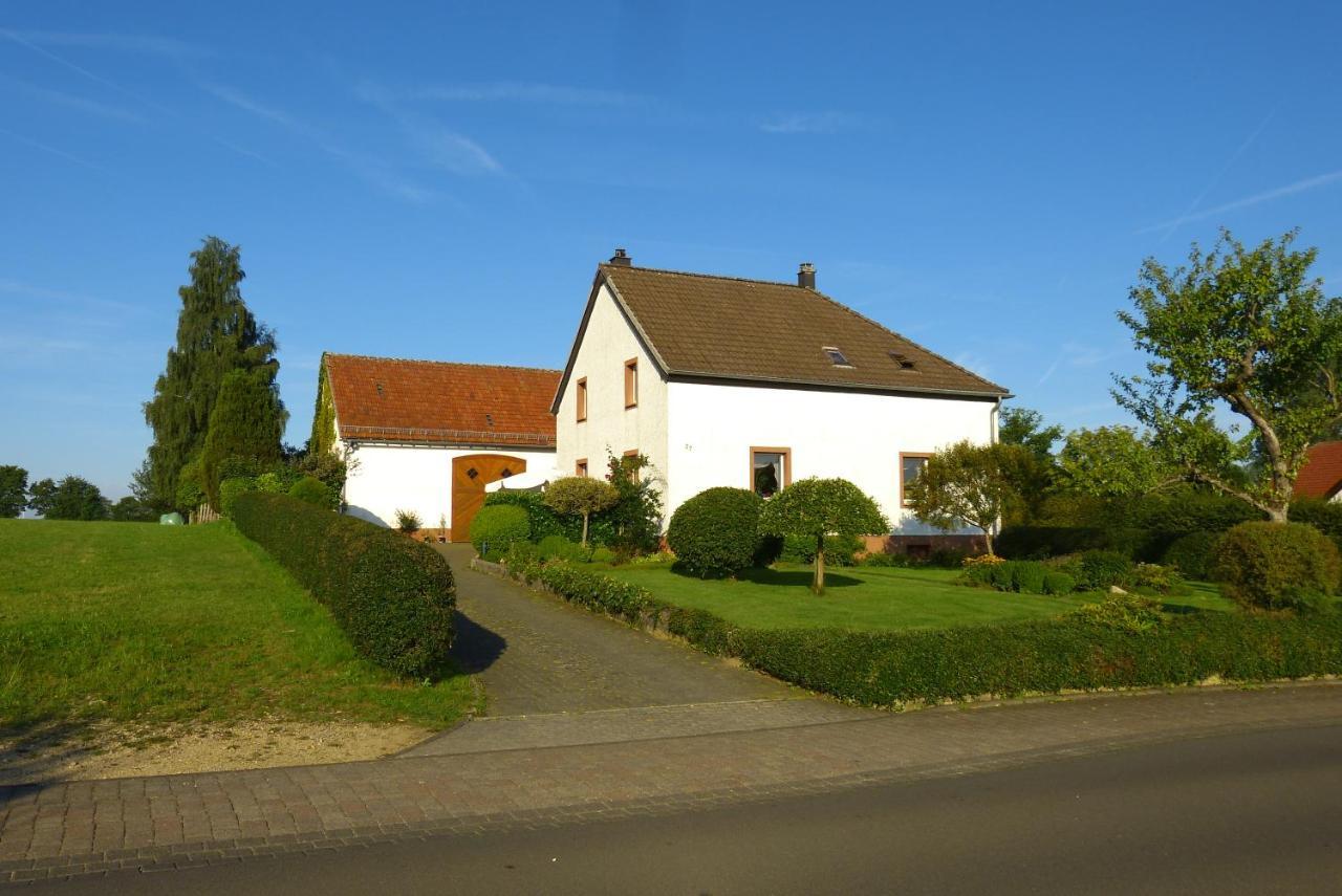 Ferienwohnung Eifelgold Esch Esch  Dış mekan fotoğraf